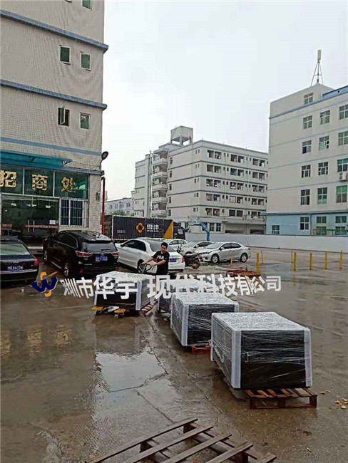 我司為深圳某公司提供高端戶(hù)外投影機(jī)恒溫恒濕控制柜(圖1) 我司為深圳某公司提供高端戶(hù)外投影機(jī)恒溫恒濕控制柜(圖1)